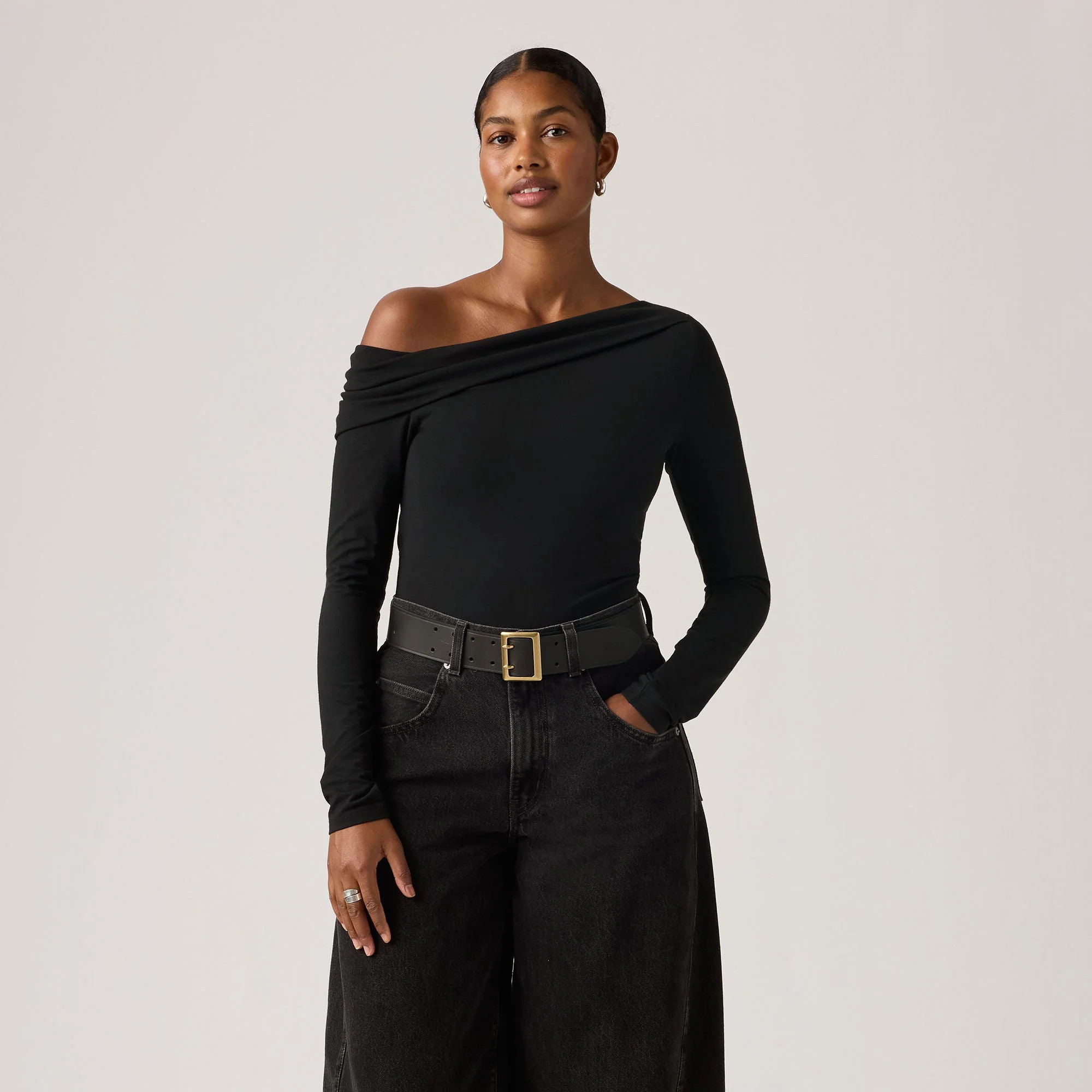 Levi's® Women's Clara Off Shoulder Long-Sleeve Top | Levi's AU