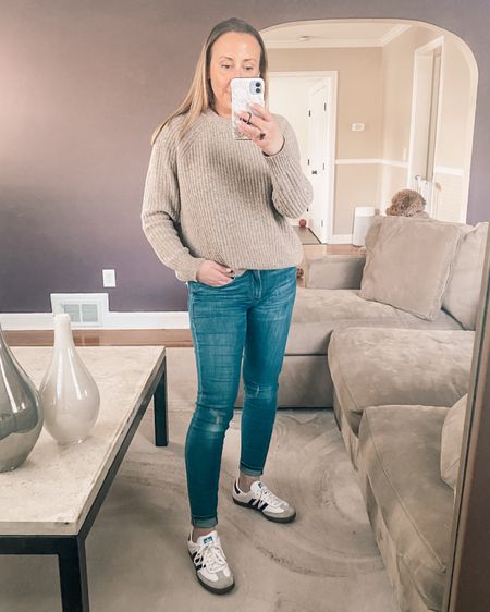 Jenni Kay e is having a great sale which doesn’t happen very often!  This is the oversized fisherman sweater in XS. I love it!  Fits great. Gorgeous quality. 

Winter outfit, casual sweater, cozy style


#LTKSpringSale #LTKstyletip #LTKsalealert