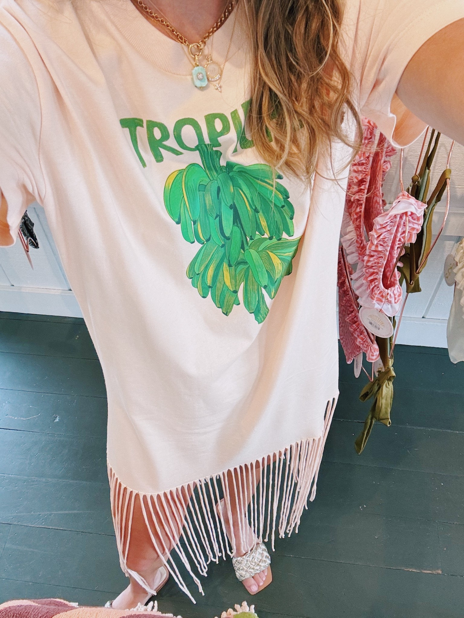 Obsessed with this dress🌴 but I think it’s sold out couldn’t find it on the site- linked similar! 🥲

#LTKStyleTip #LTKTravel #LTKSeasonal
