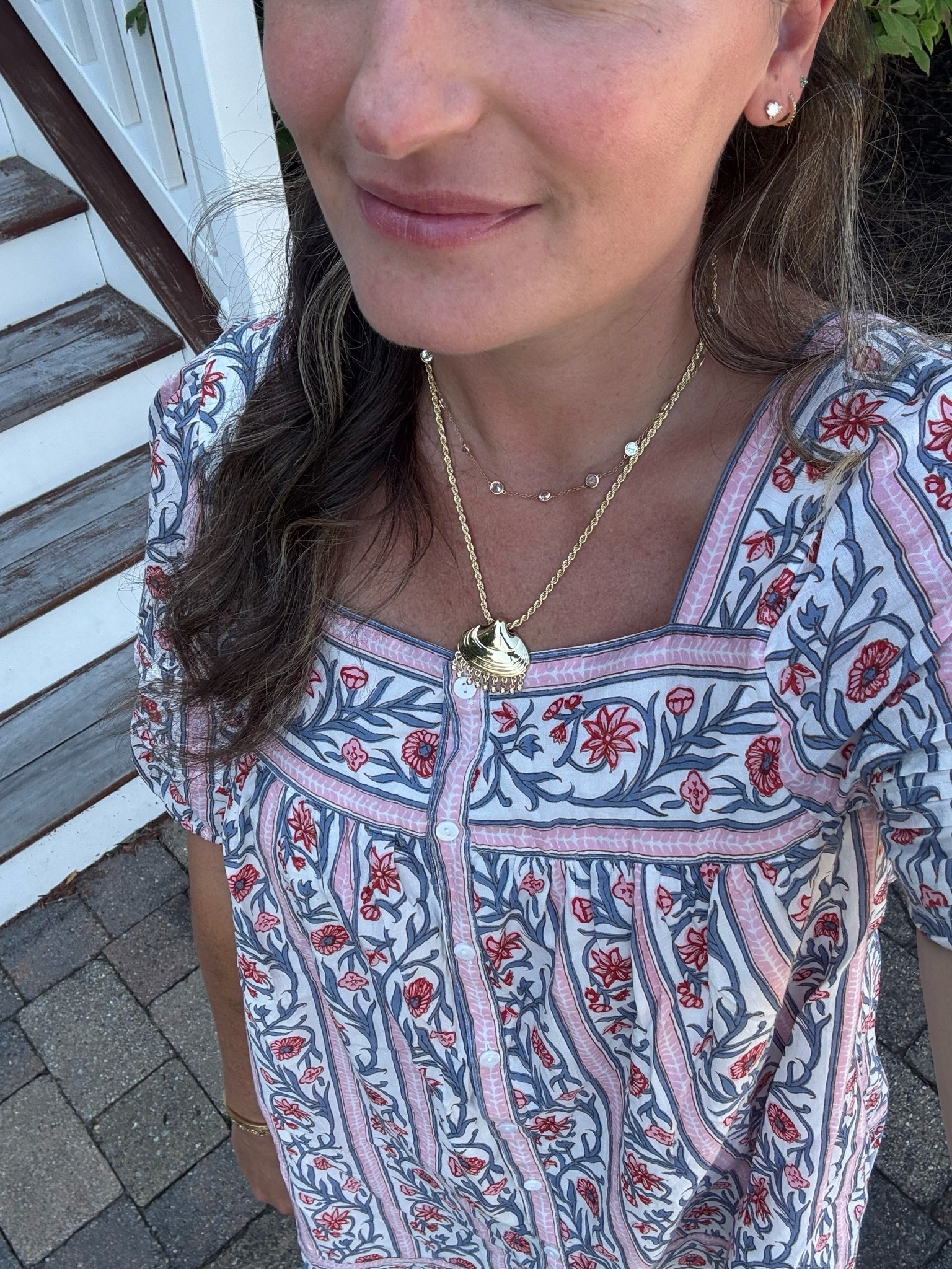 Our to dinner in thus cute little Marea dress! Perfect for the beach — I LOVE this print! Also linking my clam necklace ☀️

#LTKootd #LTKdayinmylife #LTKSeasonal
