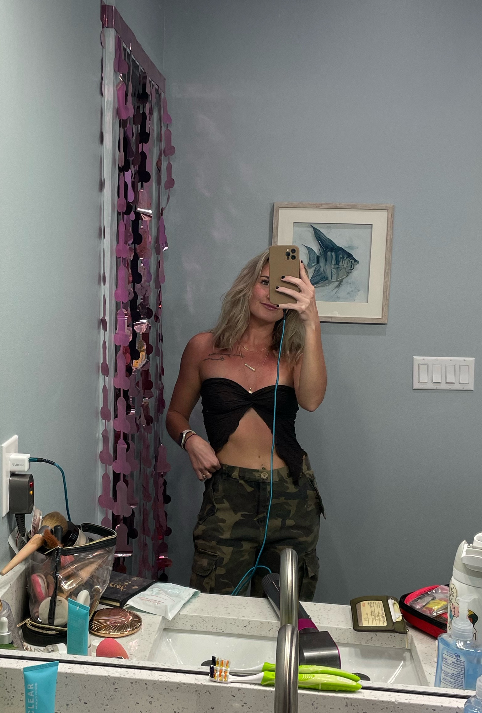 I thrifted these camo cargo pants but this was SERVING looks 👀 felt super confident in this outfit

#goingoutoutfit #y2k #thrift #danceoutfit #shein #vacationoutfit #bacheloretteoutfit

#LTKstyletip #LTKU #LTKunder50