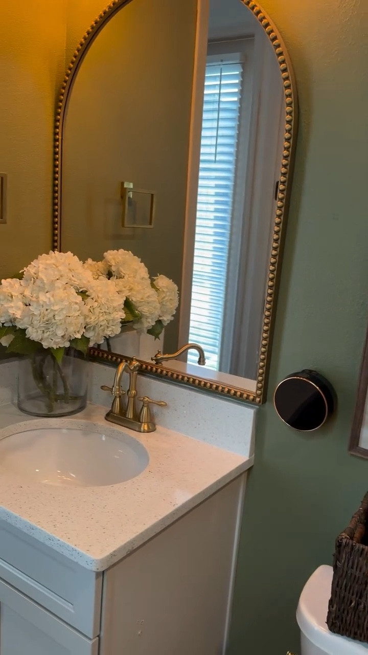 Satisfying ASMR deep clean + refresh ✨
Nothing hits like a spotless  bathroom 😌🫧

From the deep scrub to the final touches… so satisfying to watch it all come together 🤍

Comment SHOP below & I’ll send you everything I used 🛍️ https://liketk.it/65P5V

#asmr #cleantok #cleanwithme #bathroomdeepclean #deepclean cleaningtips cleaningasmr restock restockbathroom restockasmr oddlysatisfying cleaningmotivation cleaninghacks toiletcleaning deepcleaning asmrclean