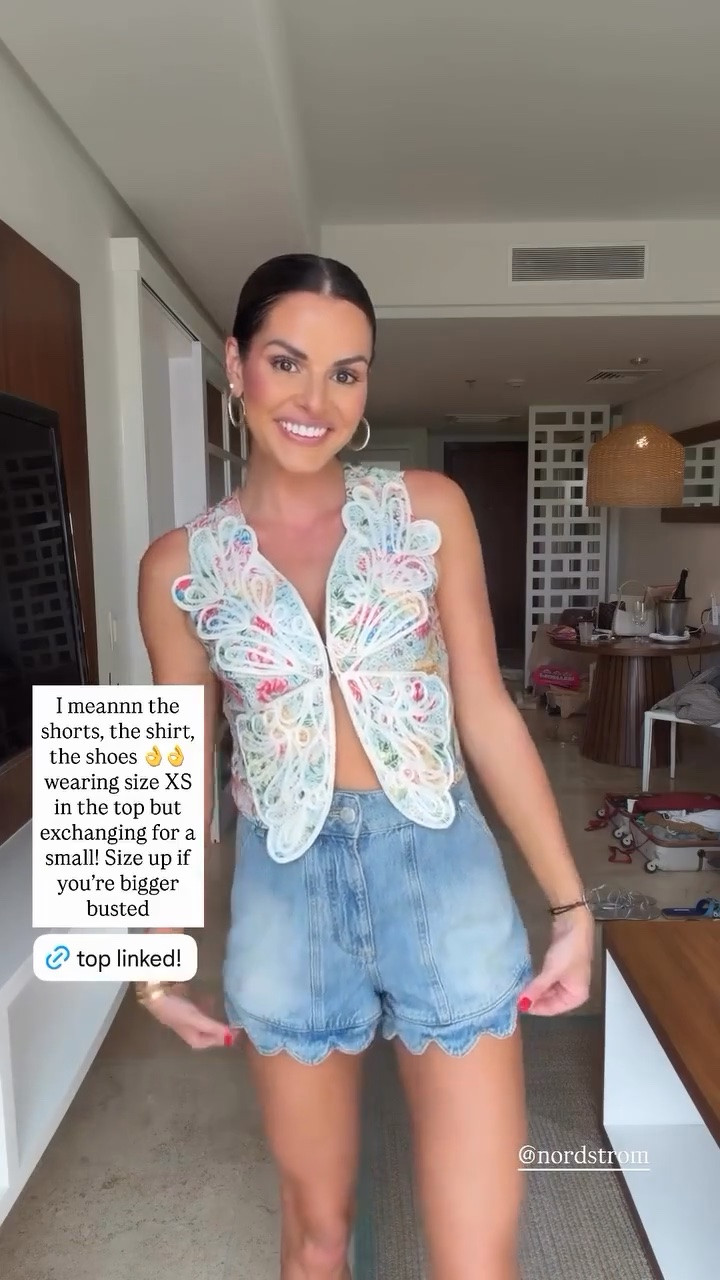 I’m obsessed with this outfit! Literally so perfect for summer 🦋💕

Top: XS (exchanging for small) 
Pants: Size 26 (run small so size up)

#LTKSeasonal