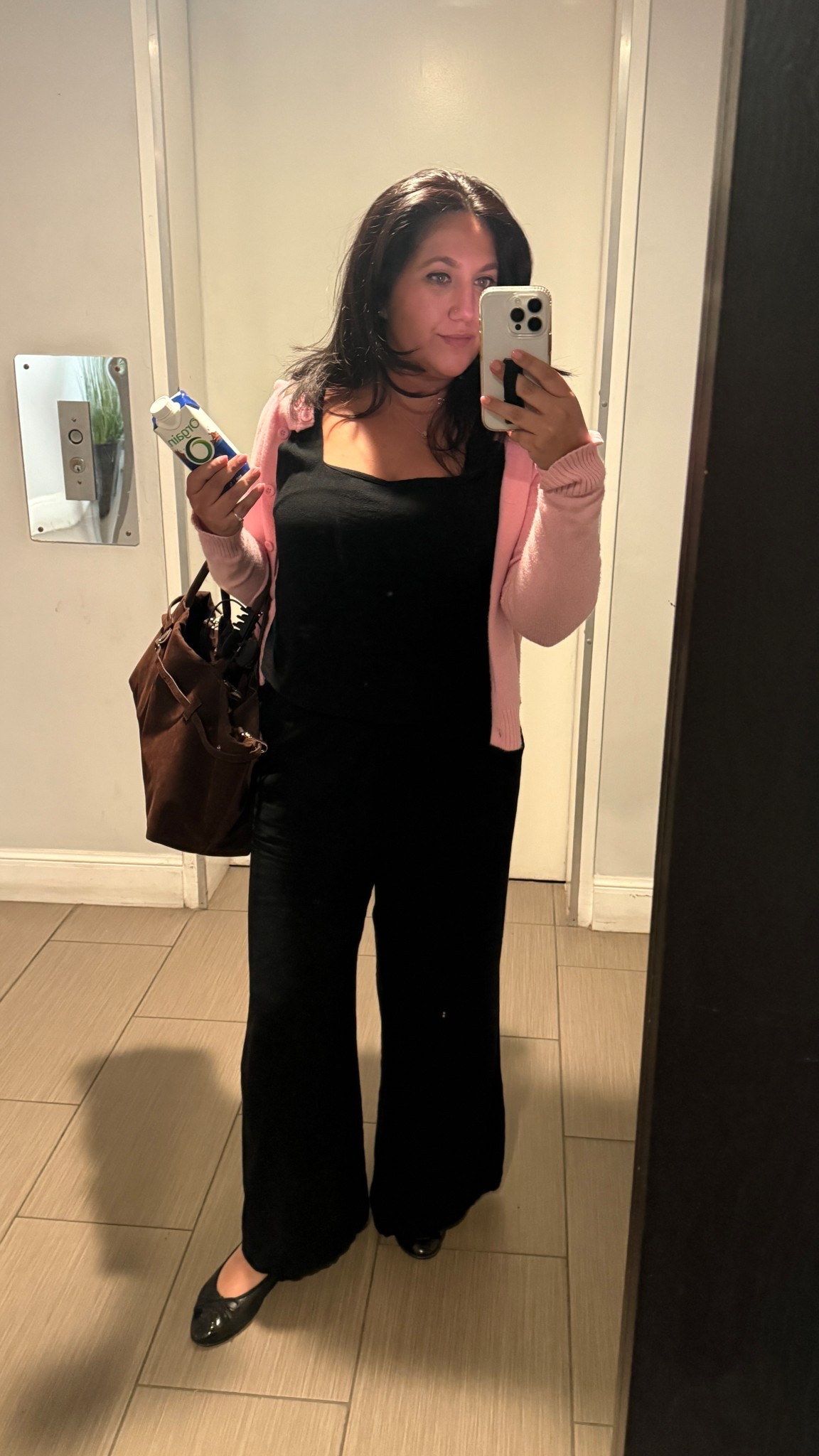 Can’t stop by a mirror and not take a selfie 💁🏻‍♀️

#LTKootd #LTKdayinmylife #LTKgrwm