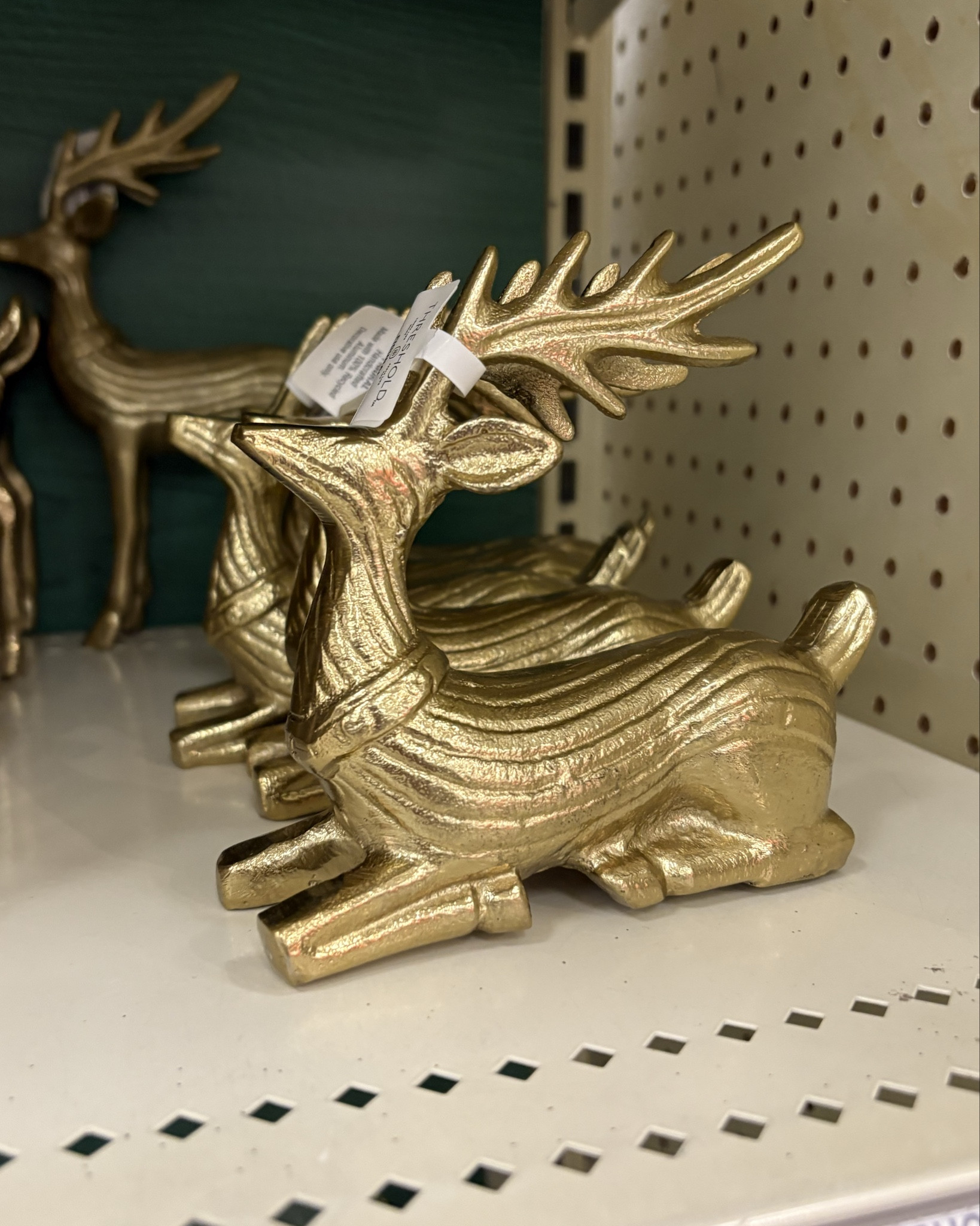 The perfect deer to set out on your mantle this Christmas ♥️

Christmas decor
Holidays

#LTKHoliday #LTKSaleAlert #LTKHome