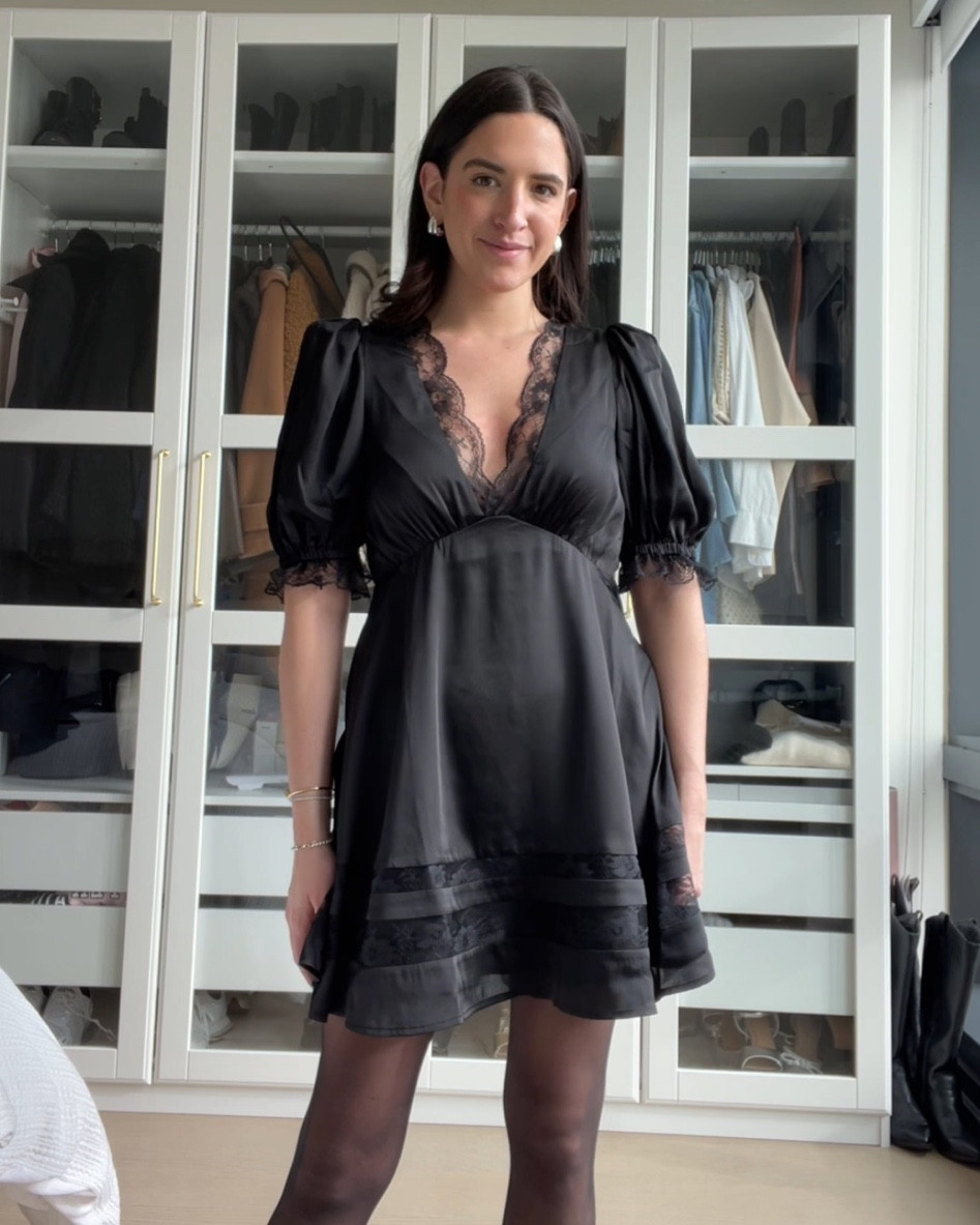 Size XSmall 

Holiday party, holiday outfit, holiday dress 

#LTKparties #LTKGiftGuide #LTKSeasonal