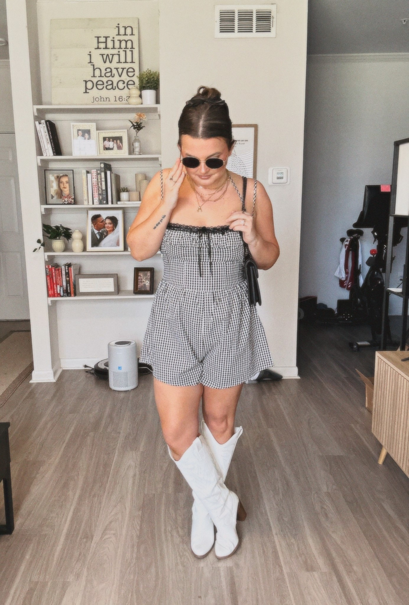 Gingham is THAT girl this season.



#LTKStyleTip #LTKBeauty #LTKFindsUnder100