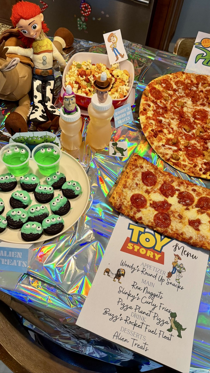 Toy Story Movie Night 🚀🍕✨

Everything I used to turn movie night into Pizza Planet is linked here. 🤠

Alien Treats, Pizza Planet Pizza, Buzz’s Rocket Fuel and all the little details that made this one so special. 🤍

#LTKmomlife #LTKvlog #LTKKids