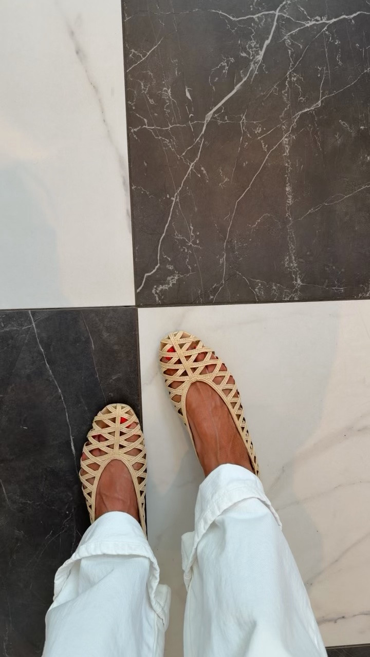These flats go with any outfit, I’m obsessed! 🤩

#LTKootd #LTKgrwm