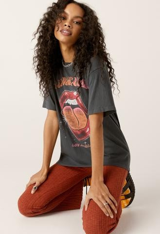 Dreamer Tongue Weekend Tee | Daydreamer