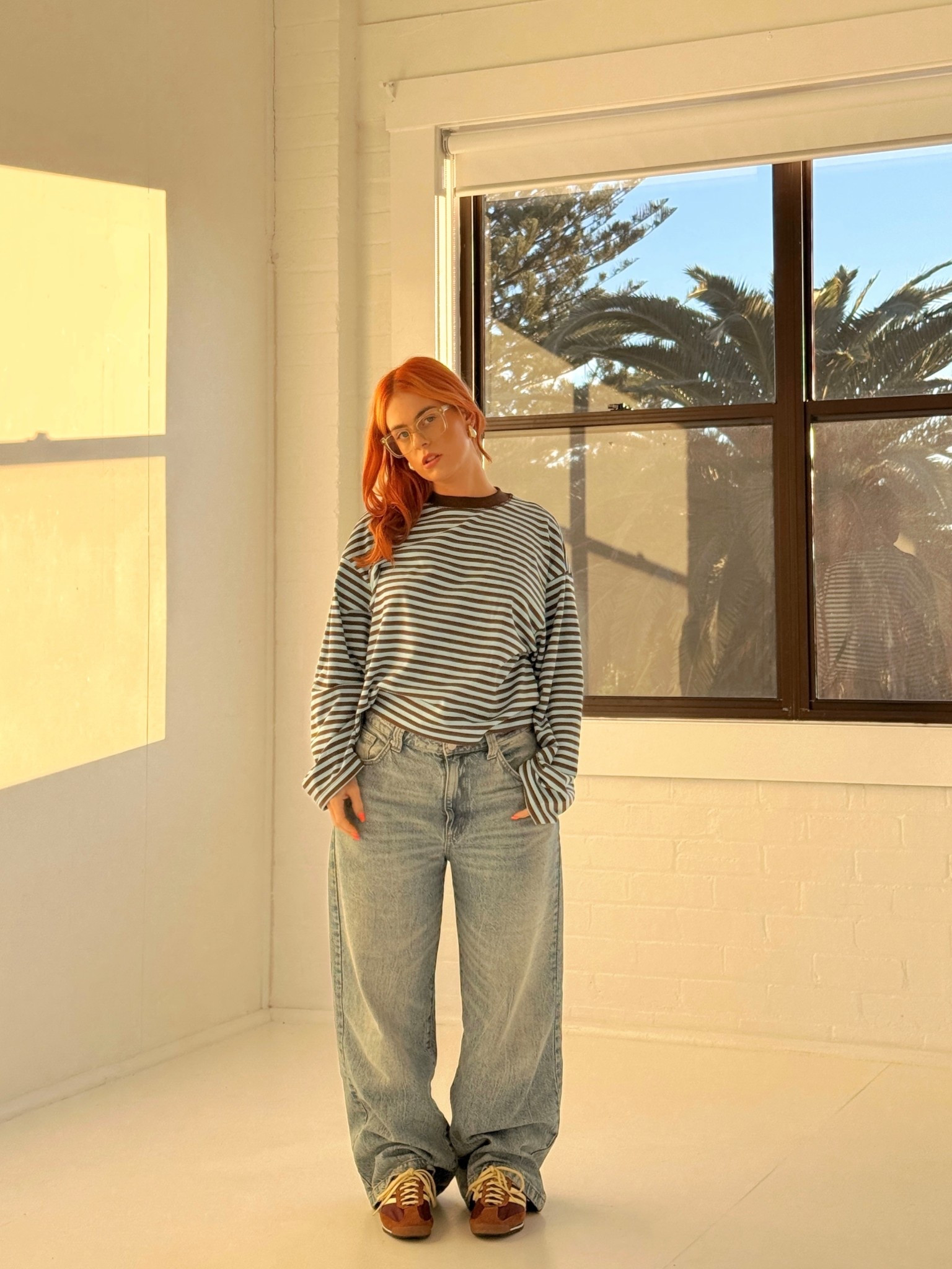 Staple pair of jeans, cute top, sneakers… another no‑fail combo👖👕👟 Wearing an XS in the top. It’s super oversized x 

#LTKwinter #LTKover50style #LTKmidsize