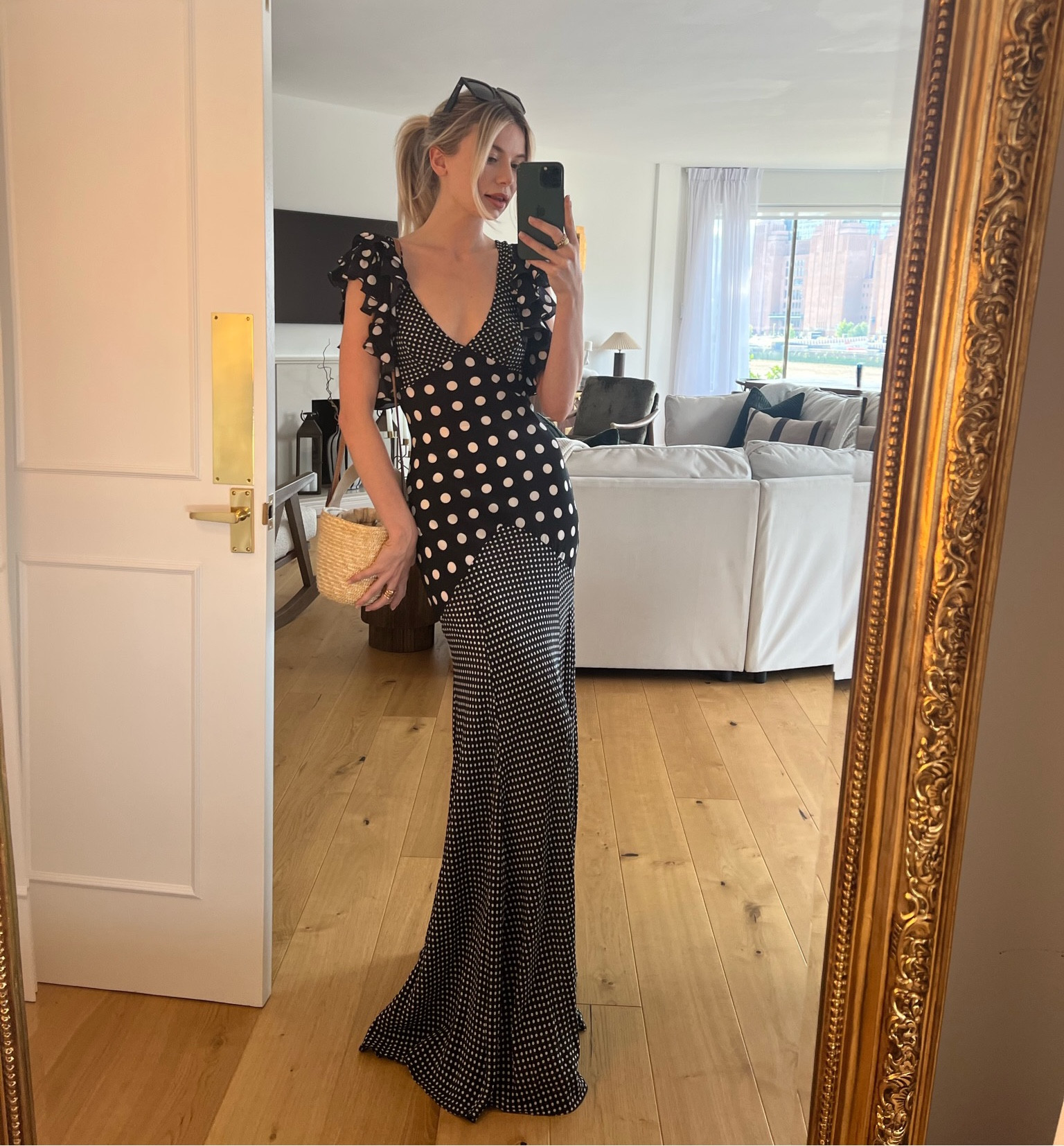 Off for a summer soirée 🌞
#ltkstyleeditor

#LTKFind #LTKstyletip #LTKSeasonal