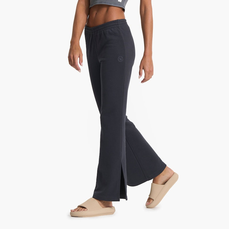 Sedona Wideleg Sweatpant | Charcoal | Vuori Clothing (US & Canada)