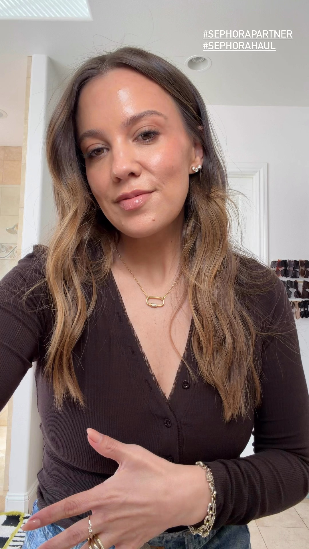 #sephorapartner My favorite pink collagen sheet mask from Sephora just got a little upgrade and I am obsessed. It leaves my skin feeling so hydrated, plump, and refreshed. And shopping is easier than ever when you can buy online, pick up in store or get same day delivery! Make sure to join the Beauty Insider Program for even more perks while you shop!  #sephorahaul @Sephora 