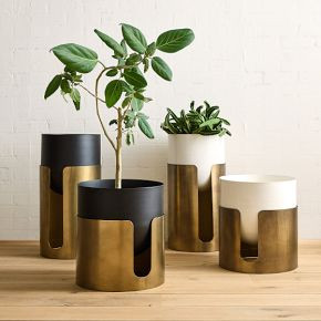 Ciro Metal Standing Planters | West Elm (US)