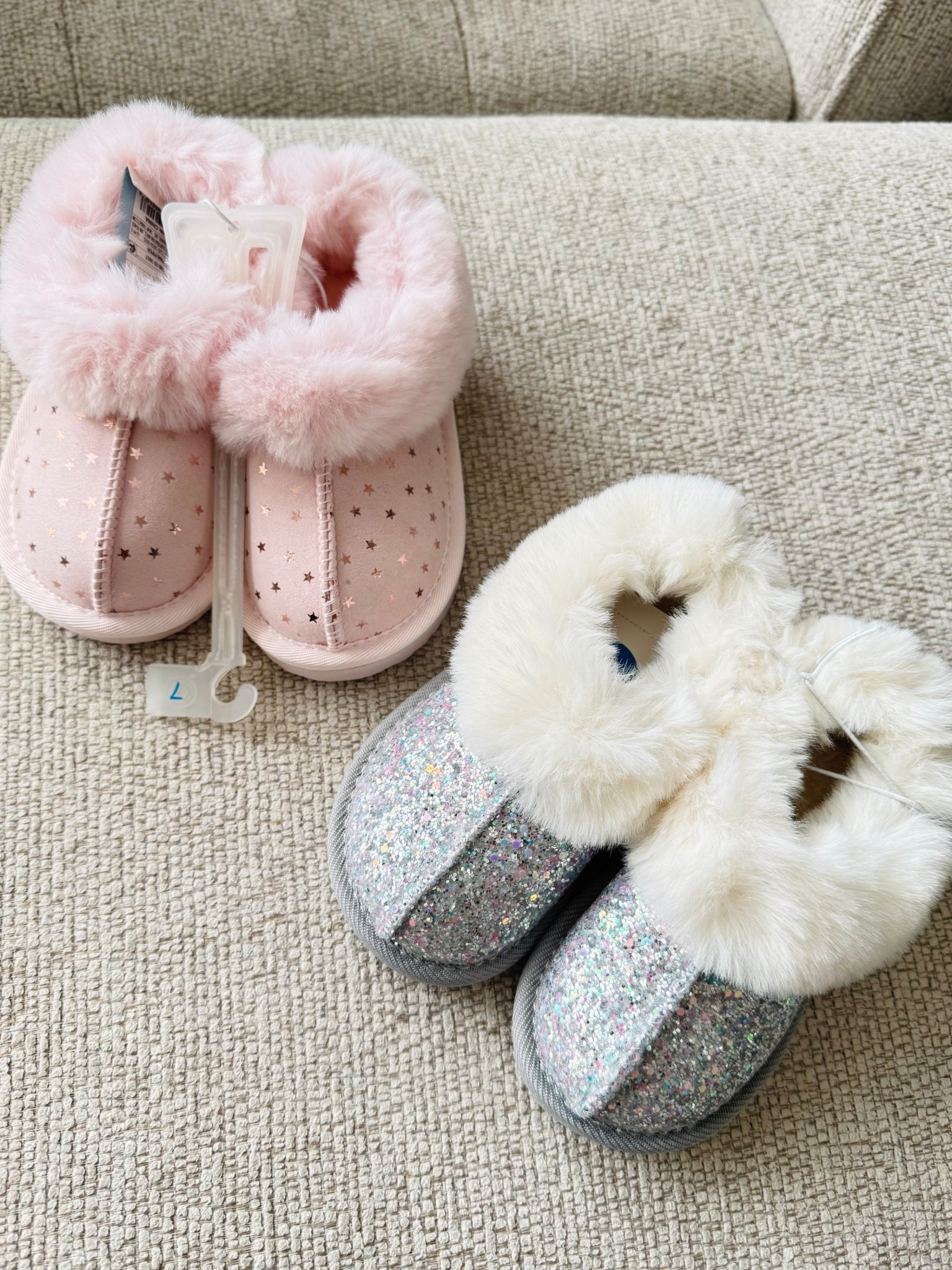 The cutest little toddler slippers I ever did see! ✨ on sale for $9!

#LTKSaleAlert #LTKBaby #LTKKids