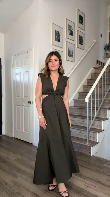 This gorgeous dress via WHBM is back in stock and on major sale! Take 40% off right now!!! Wearing size xs
WHBM, wedding guest dress. Maxi dress, dress with cutouts

#LTKsalealert #LTKfindsunder100 #LTKwedding