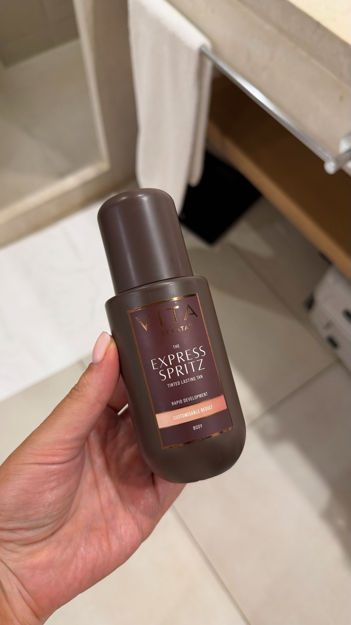 Unreal holiday tan this girls! Plus it’s an hour express so you don’t have to marinate in it! Fades lovely and lasts in the pool. More spenny than usual but worth it!

#LTKuk #LTKtravel #LTKbeauty