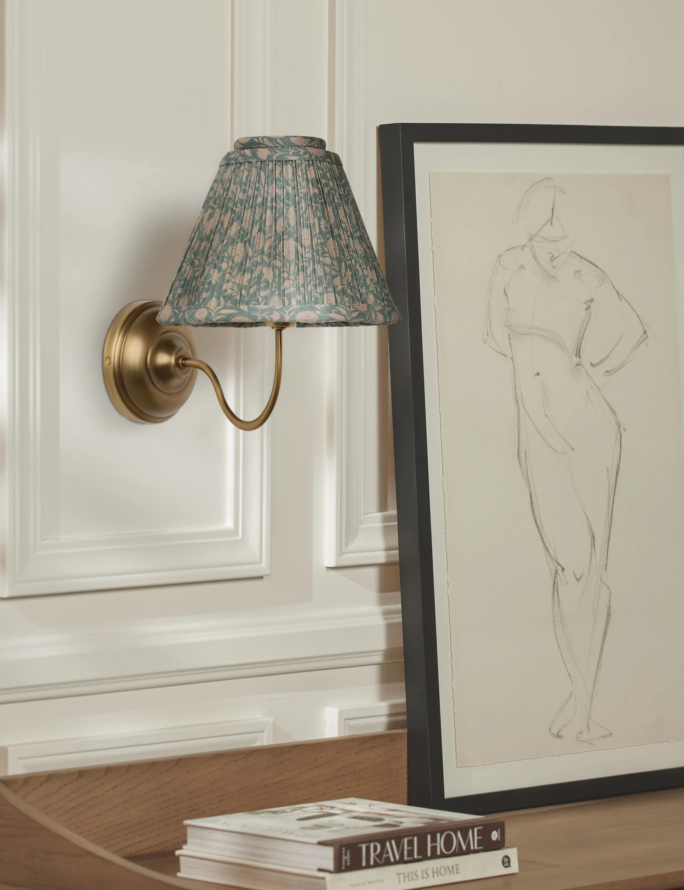 Jordan Sconce | Lulu and Georgia 