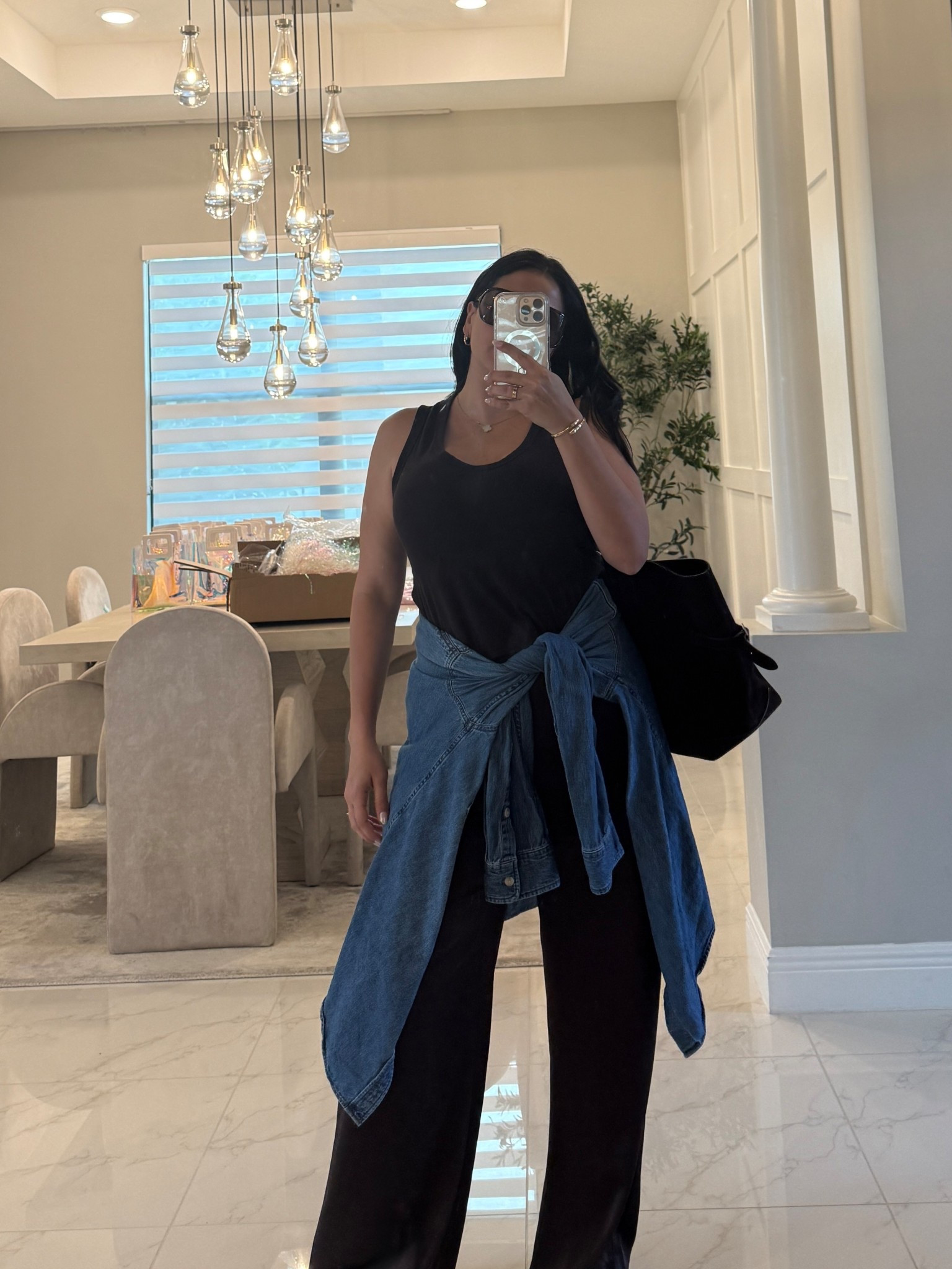 Running errands fit! Love a denim and brown combo 

#LTKStyleTip