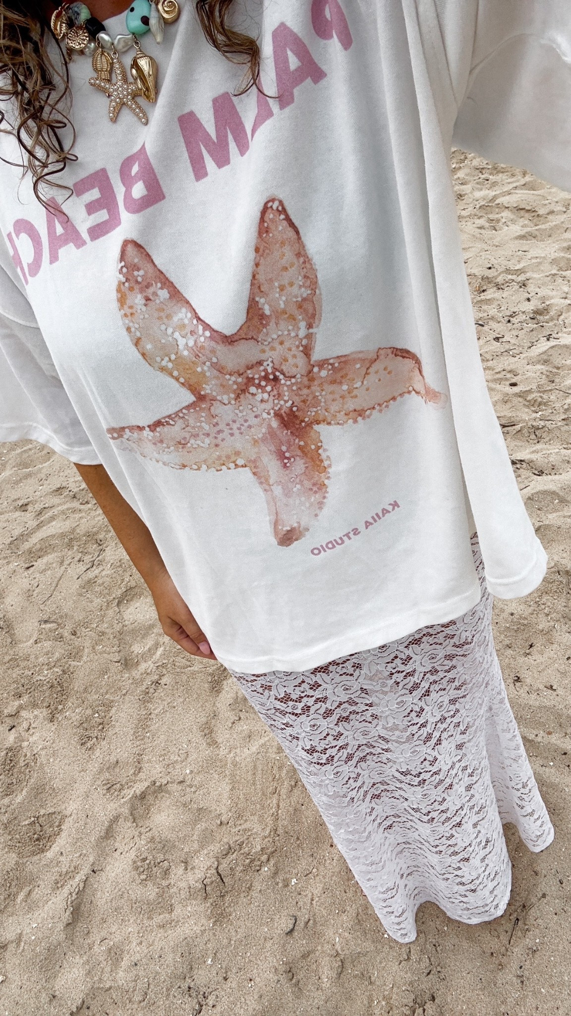 Beach fit 🏝️🐚

T-shirt size 14
Skirt size 12

Summer outfit, holiday outfit, beach outfit, holiday style, lace skirt 

#LTKsummer #LTKtravel #LTKstyletip