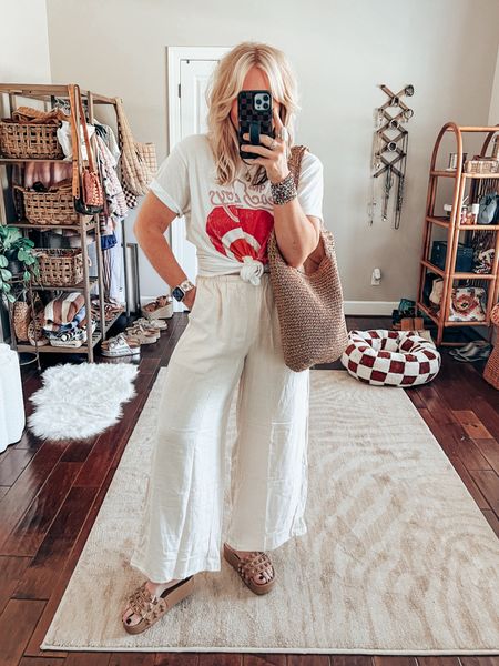 Casual Amazon summer outfit 🔆
•Tee L
•Pants sized up to a L
•Sandals TTS (waterproof & perfect for the beach) 
•Neckalaces & Earrings are @shopbeljoy save with code MANDIE25 
•Watchband save with code MANDIE 


#LTKShoeCrush #LTKOver40 #LTKStyleTip