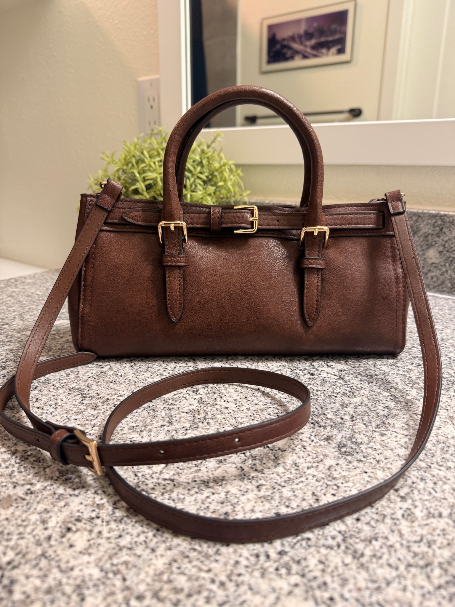 Dark Brown Shoulder bag from H&M 


#LTKootd #LTKgrwm #LTKTall