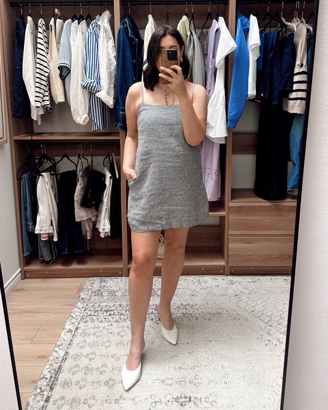 I love each of these dresses for spring and summer. The fit and flare linen has a casual vibe but dressy enough for all of your spring time events, like weddings, graduations, showers, etc. I am in the large, fit is TTS. 

The gingham dress has a surprise liner underneath! It also comes in solid hues, as well but gingham has my heart in the spring. I’m in the large, fit is generous. 

I can’t get over how well made this linen strapless maxi is. It fits so well and is so comfortable. I was surprised at how minimal the wrinkling was after wearing it all day, too. I am in the large, it’s a generous fit at the bust. 

#quincepartner @quince  

 