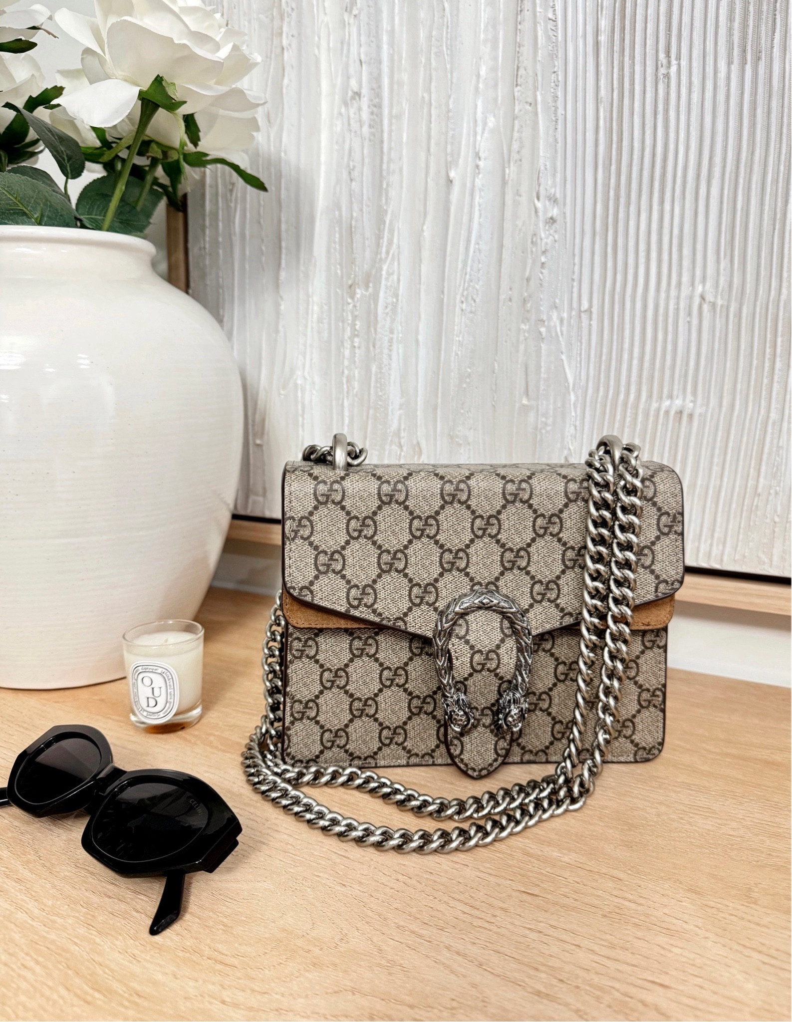 Gucci Bag (look for less 🫶🏻)

Gucci, Handbags, Designer handbags, Spring Fashion 

#LTKStyleTip #LTKItBag #LTKSaleAlert