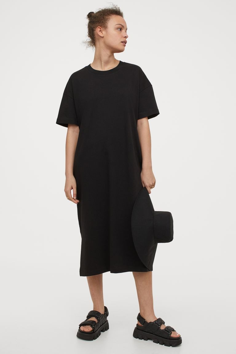 Calf-length T-shirt dress | H&M (UK, MY, IN, SG, PH, TW, HK)