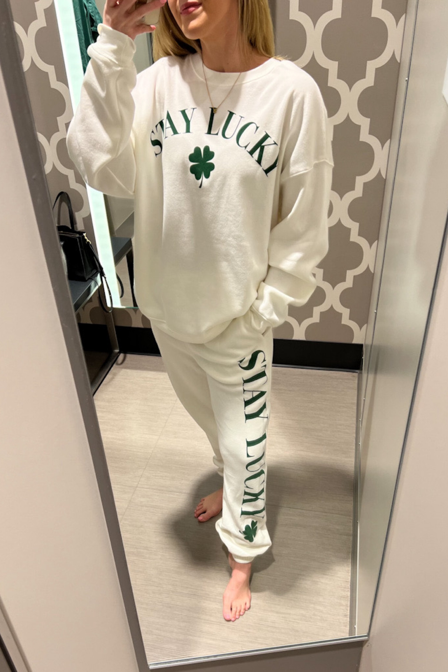 This is THE softest lounge set!! 



st. patricks day | saint patricks day | lounge set | sweat suit | loungewear | pjs | sweatpants | sweatshirt | green outfit | comfy | everyday outfit | casual style | under $20 | matching set | joggers

#LTKstyletip #LTKfindsunder50 #LTKSeasonal