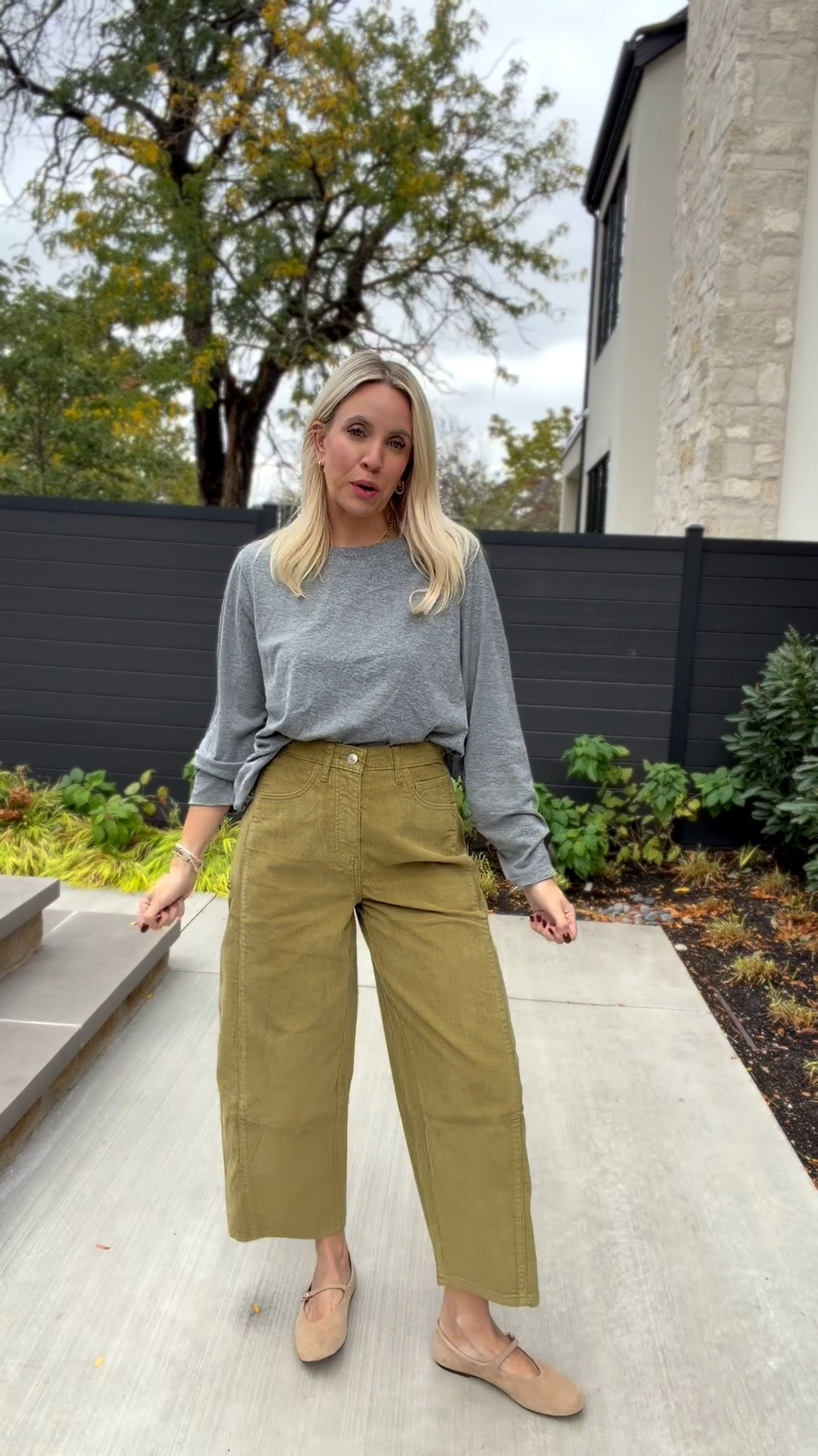These barrel corded pants are new to Walmart and they are so good! I’m wearing a size 4