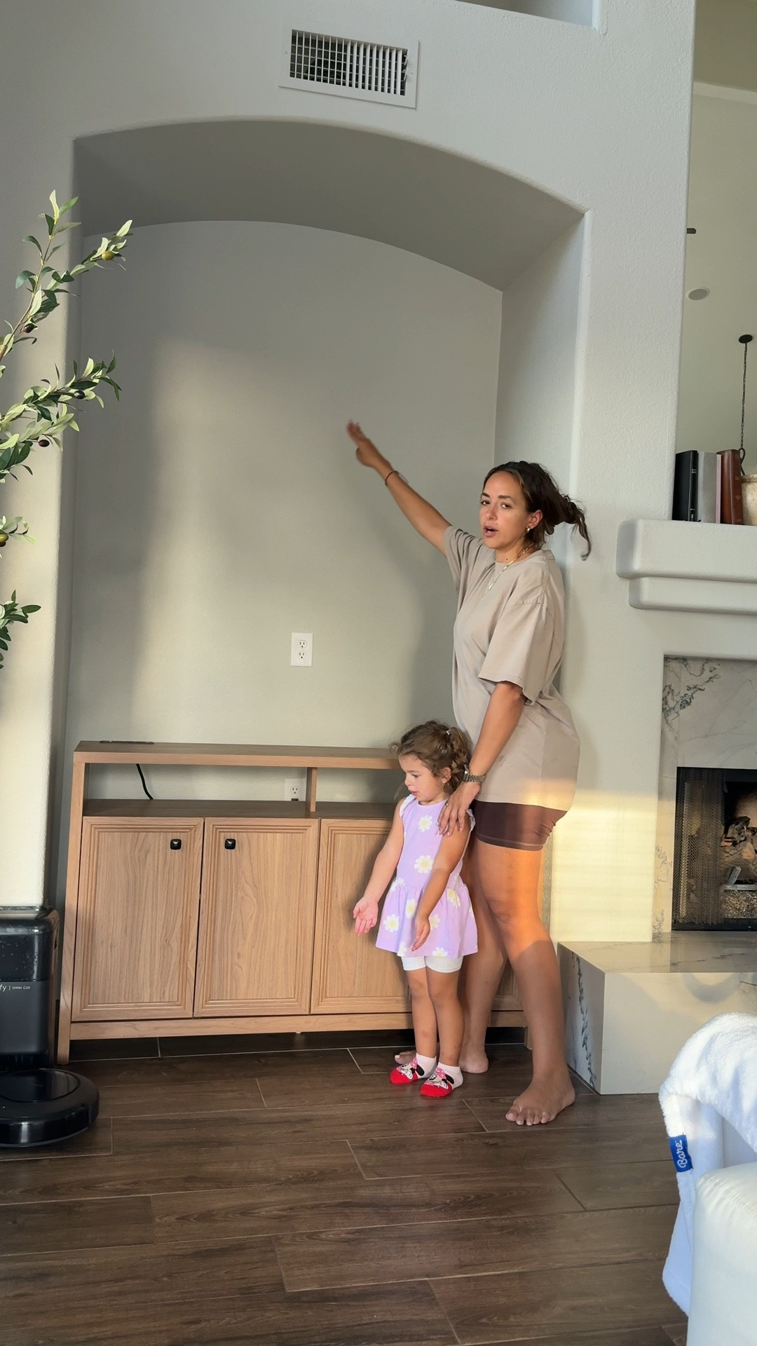 Let’s set-up my new sideboards for my living room! 

#LTKFallSale #LTKHome #LTKSaleAlert