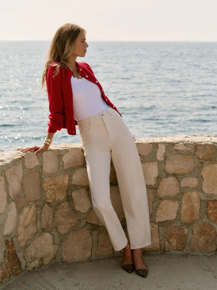 Buy Mint Velvet Cream Barrel Leg Jeans from Next Ireland | Next EU
