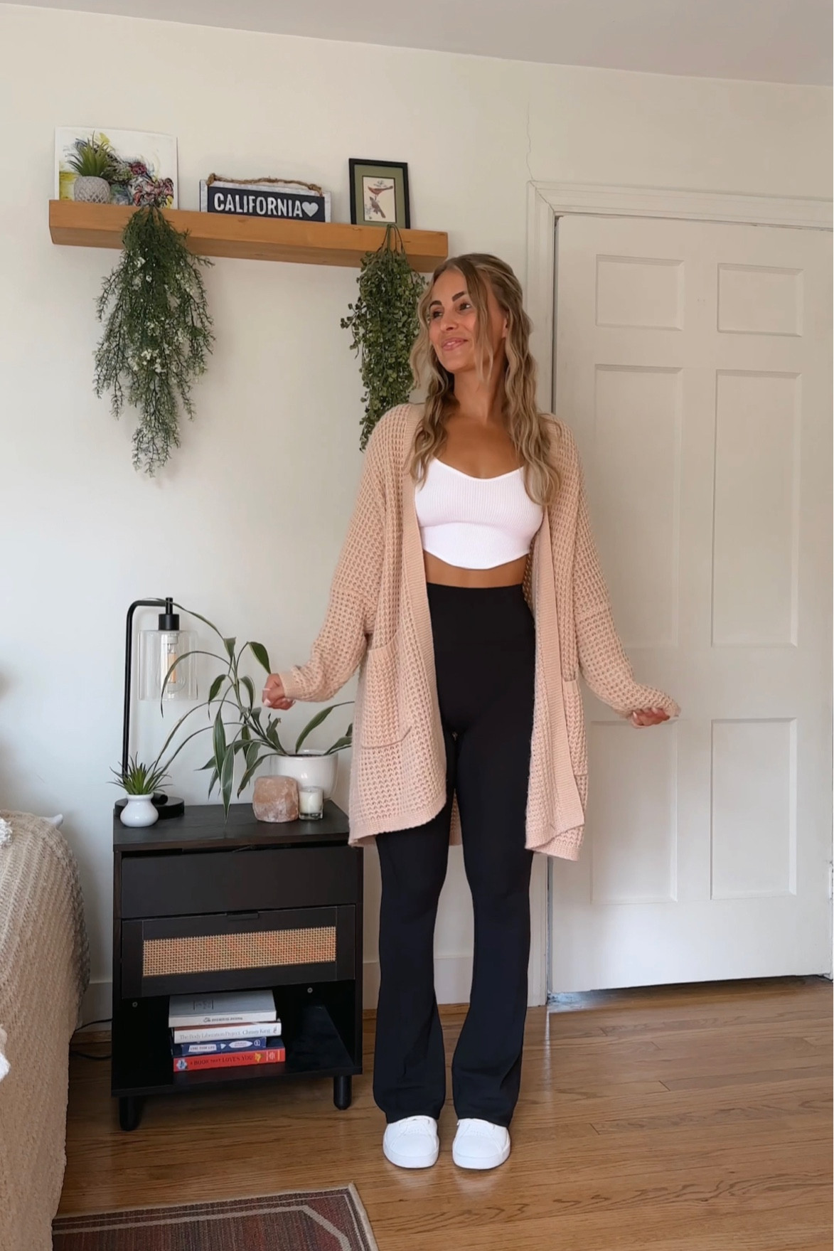 The comfiest fall Cardi! This one comes in SOO many colors and patterns! Wearing a medium and it’s perfectly oversized!

#LTKstyletip #LTKSeasonal #LTKfindsunder50