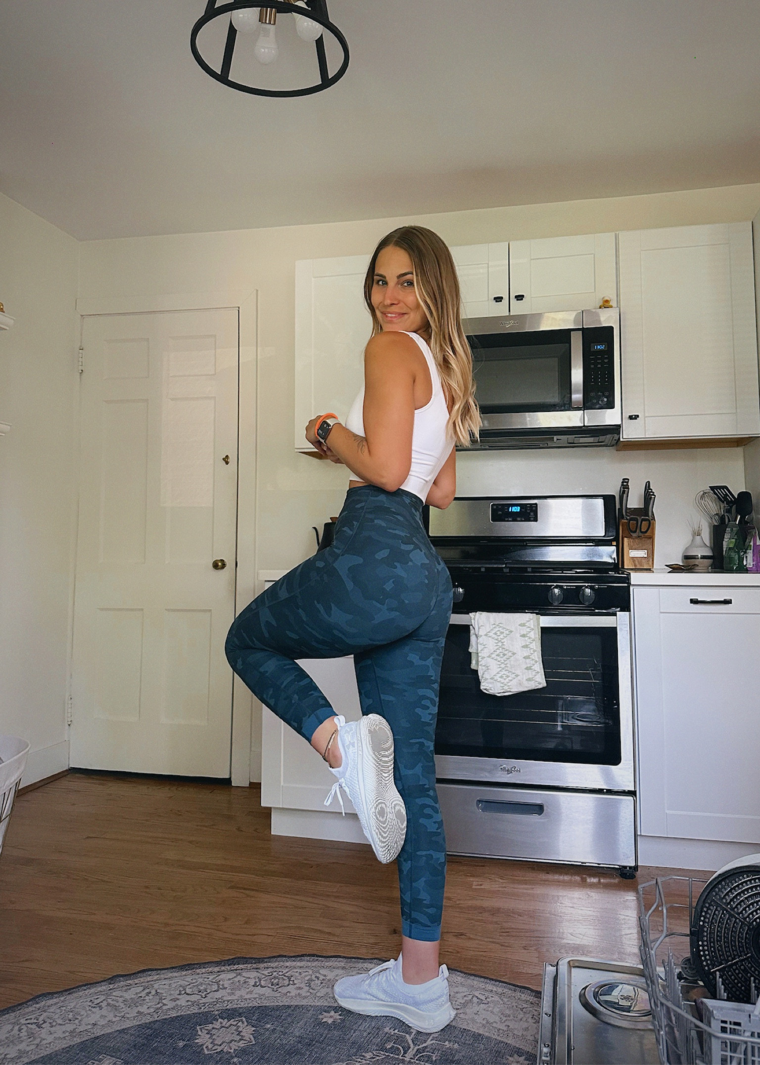 Fav leggings to workout in currently!! True to size, they stay up, and they are so flattering!! 

#LTKfit #LTKFind #LTKstyletip