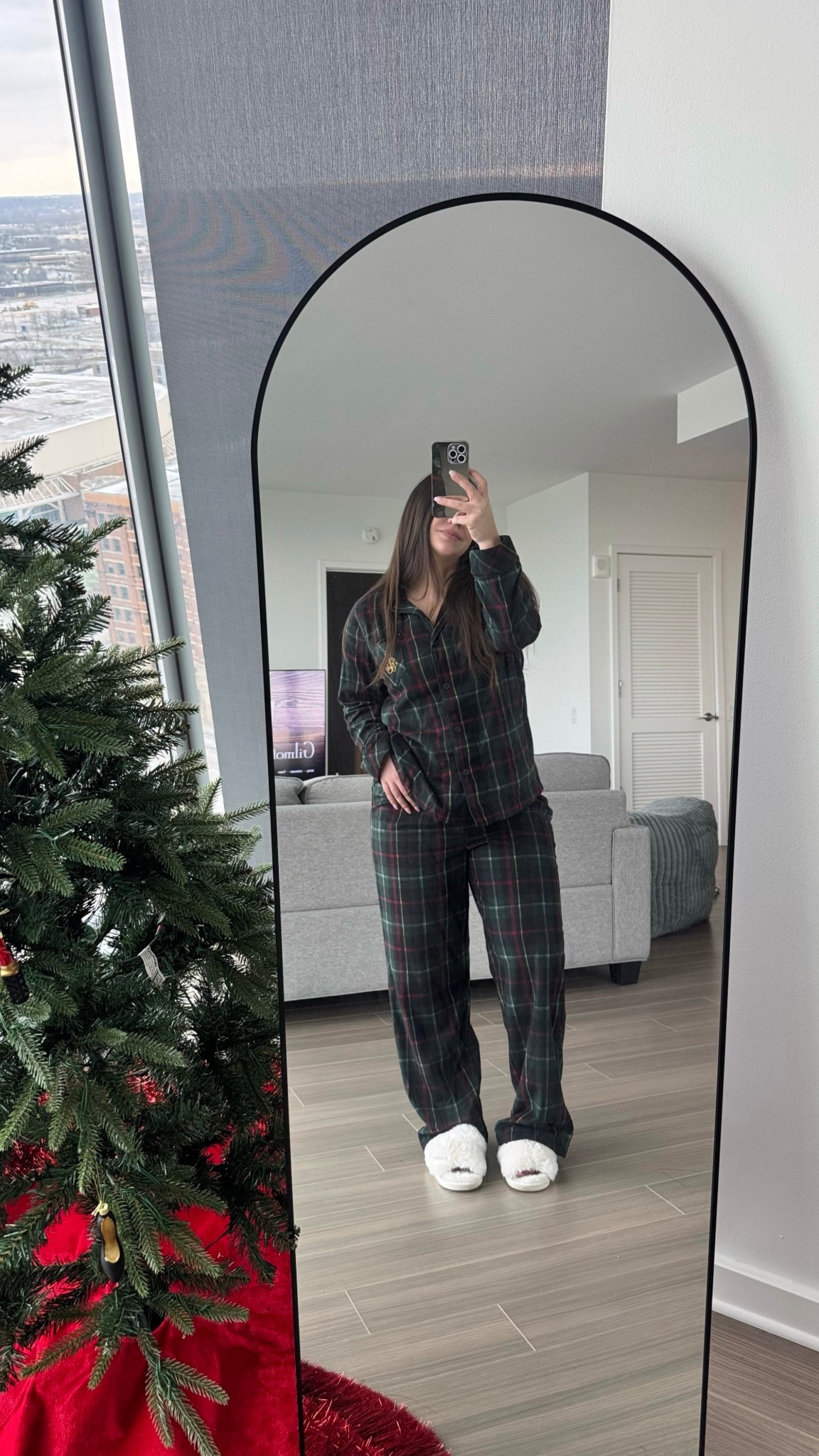 I love these cozy flannel pajamas so much!!! Such a classic perfect for all year! And they’re on sale right now!! Under $50 for the set!! Such a steal for Ralph Lauren!!! #pajamas 

#LTKFindsUnder100 #LTKSaleAlert #LTKFindsUnder50