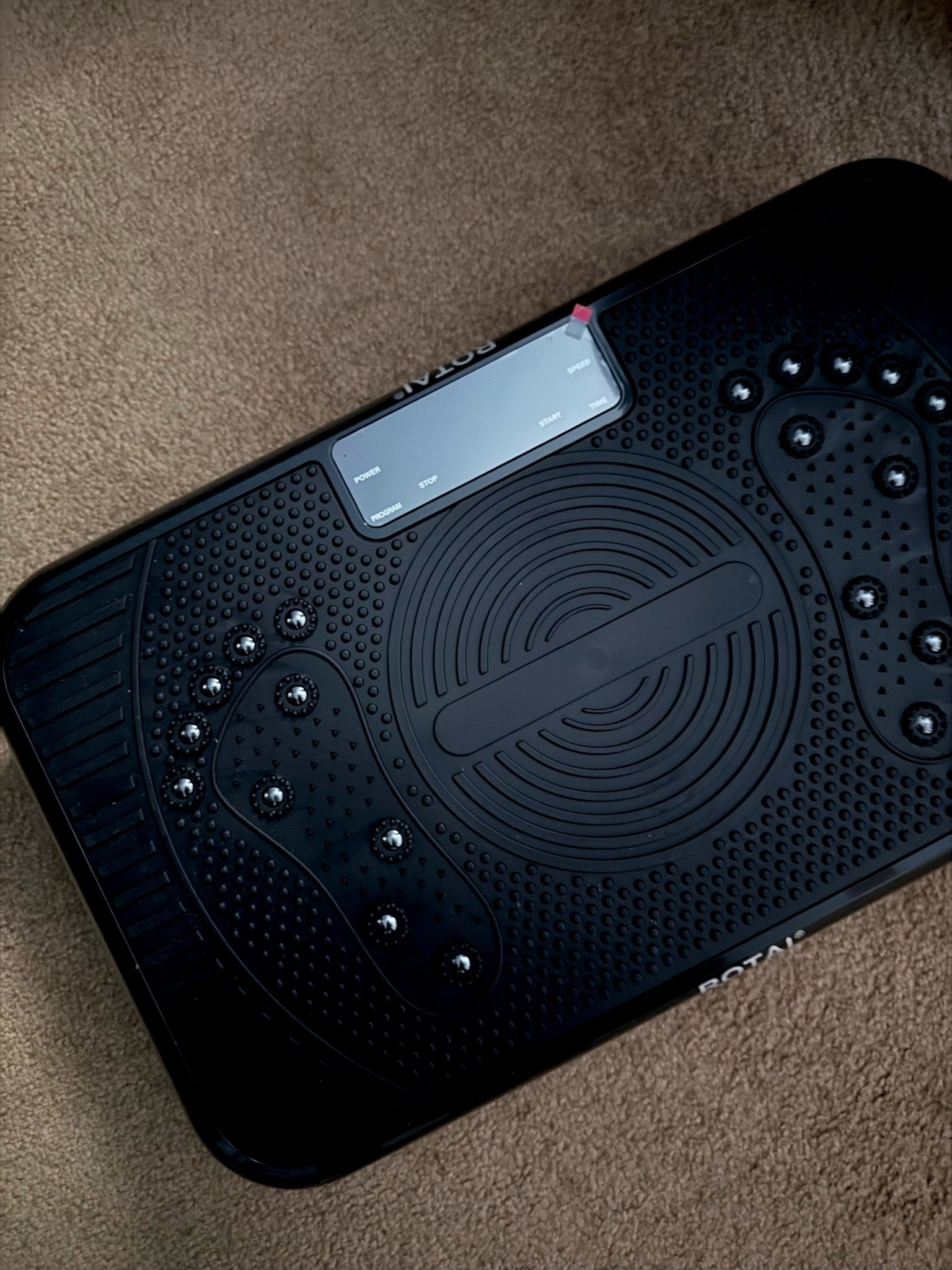 This vibration plate has GREAT reviews and is part of the Amazon prime sale (under $80!) if you’re looking to work on your lymphatic drainage!

#LTKfitnessgoals #LTKSaleAlert #LTKdayinmylife
