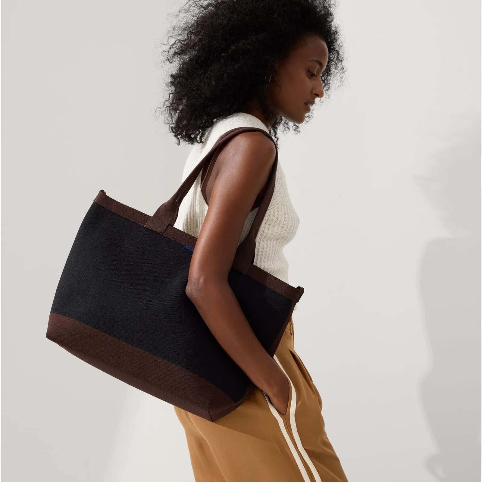 The Lightweight Zipper Tote in Vanilla Wafer | Rothy's | Rothy's