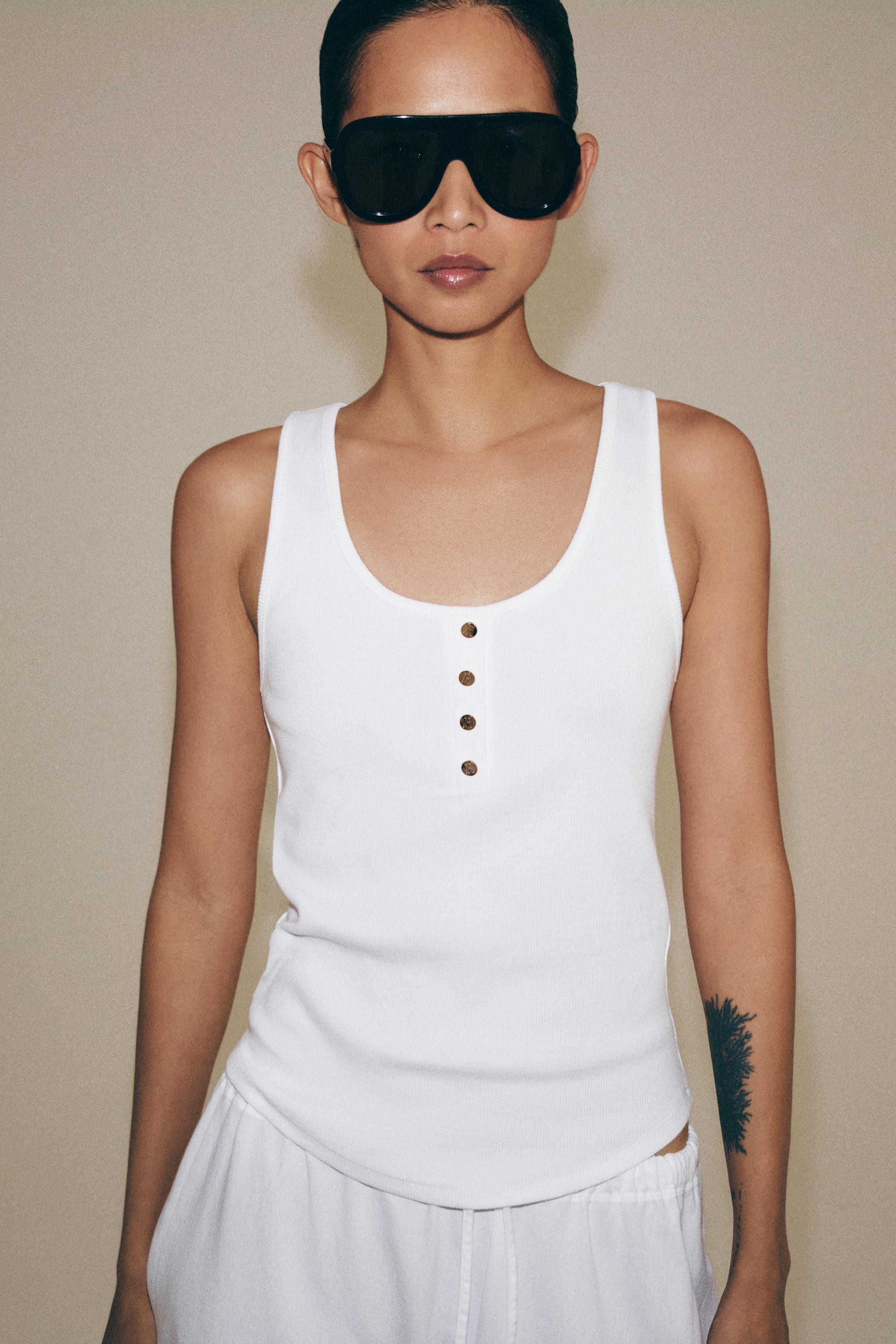 COTTON-BLEND BUTTON TOP | Zara US
