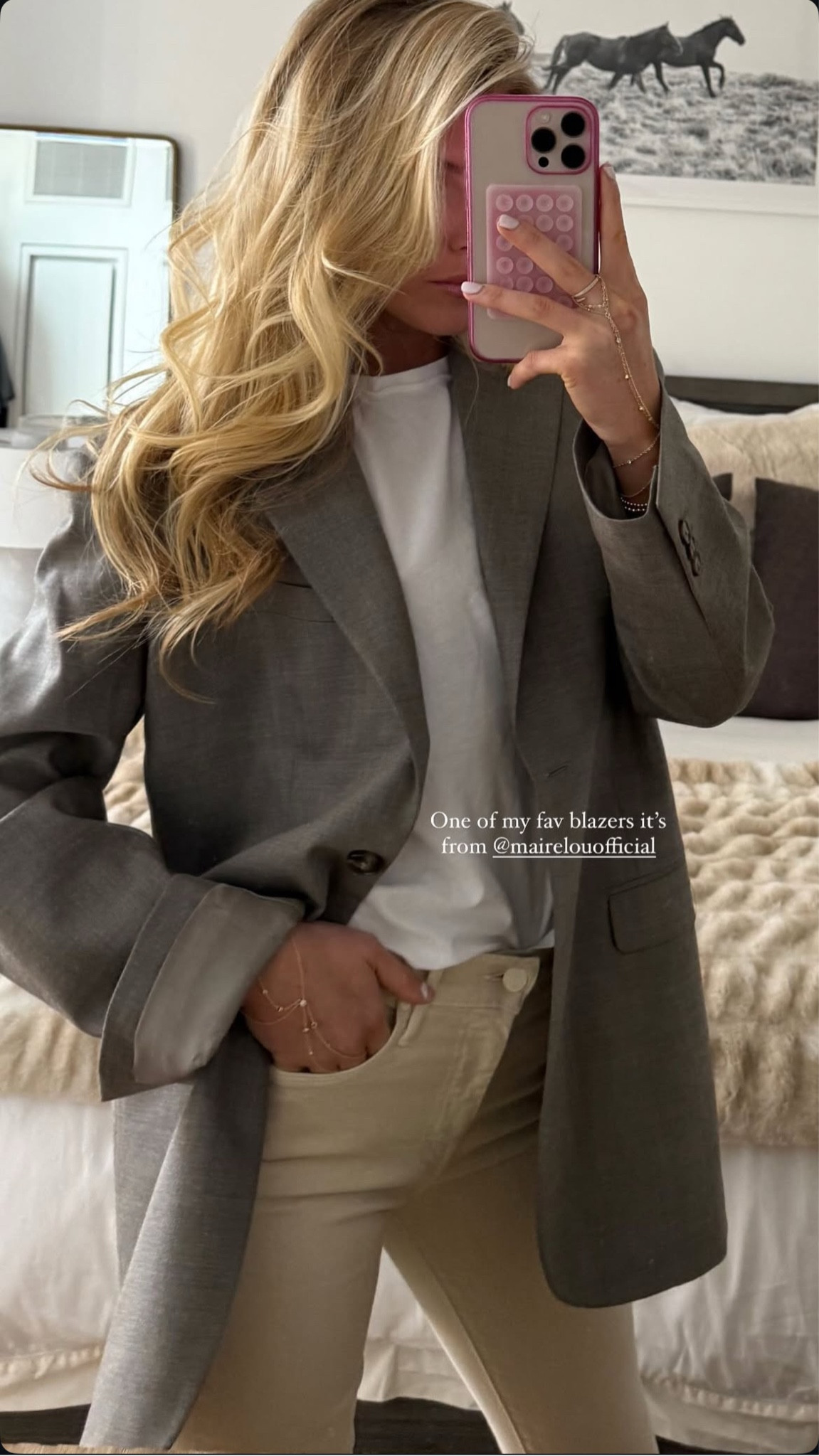 Can’t link my blazer but it’s one of my faves 🤍 Also been wearing these jeans a lot recently in a size 25!

#LTKStyleTip #LTKSeasonal