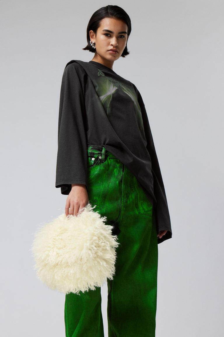 Kleine Tasche aus Fellimitat | H&M (DE, AT, CH, NL, FI)