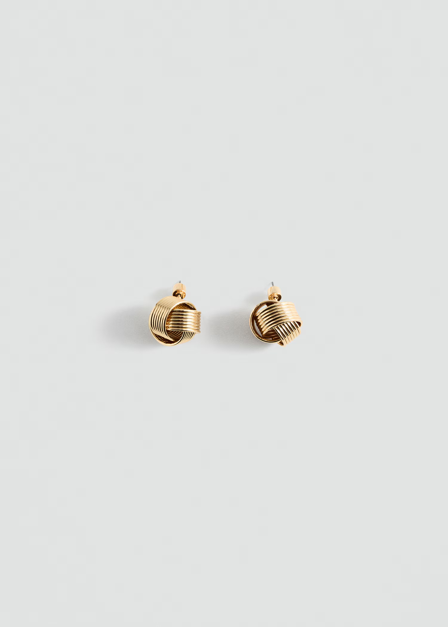 Interlocking circular earrings - Women | MANGO USA | Mango (US/MX/AU)