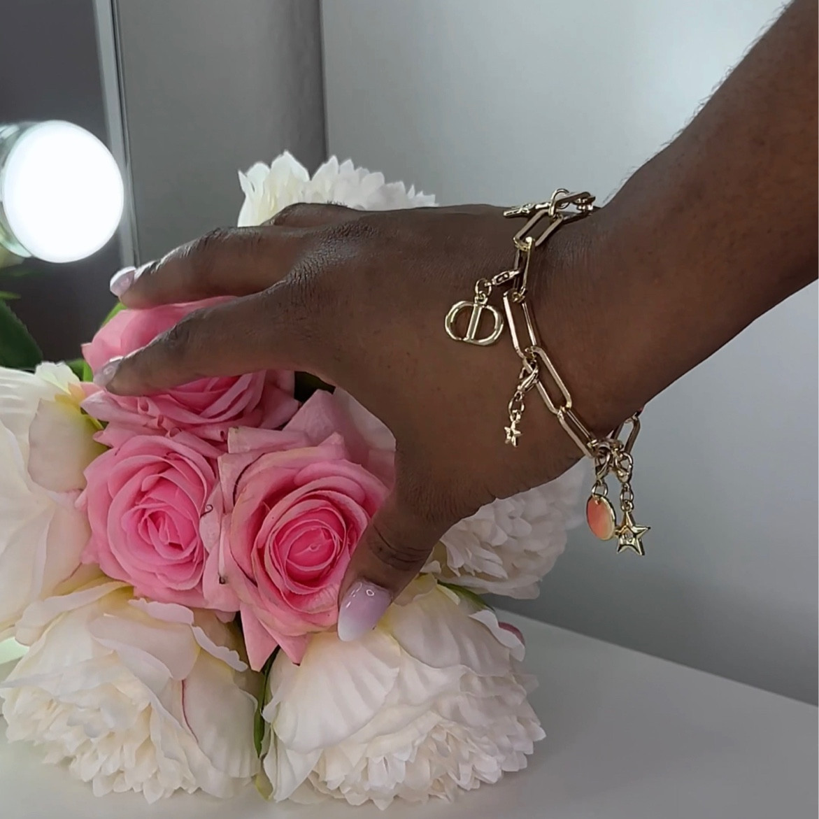 The 14-Karat gold bracelet I used to create this look is so lightweight. I love it!