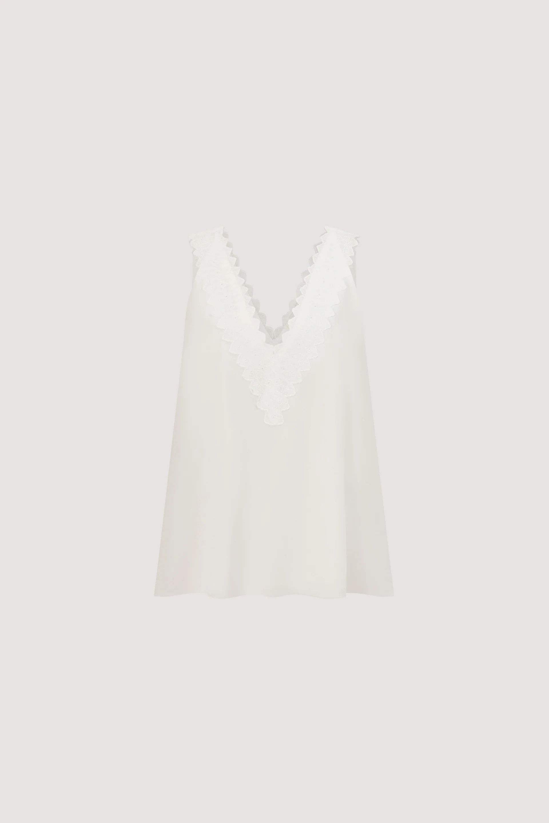 ANNABEL WHITE V NECK TOP | DISSH