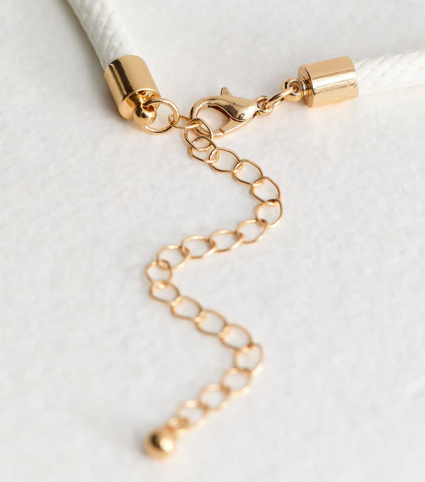 Gold Tone Shell Charm and Faux Pearl Necklace | New Look | New Look (UK)