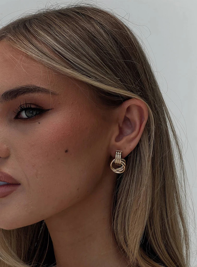 Trishy Linked Earrings Gold | Princess Polly US
