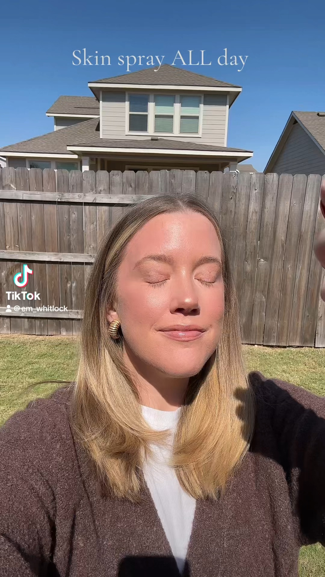 Setting spray, primers hypoclorous acid spray! So so good. Code: emilywhitlock

#LTKSaleAlert #LTKBeauty #LTKVideo