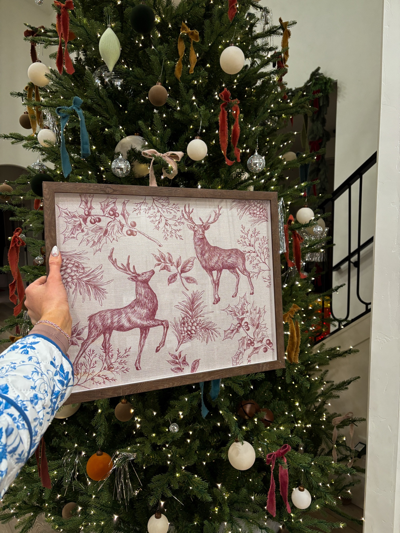 My Texas house deer art // Walmart Christmas // affordable Christmas decor 

#LTKHome #LTKSeasonal #LTKFindsUnder50
