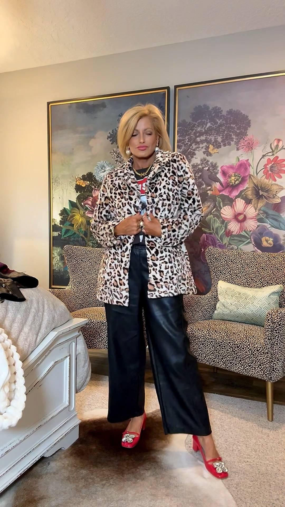 Leopard Jacket/med
Brown Flower Teddy Jacket/med
Cream Coat/med 
Leather Barrel Jeans/med
Jeans/6
Tee/med

#LTKStyleTip #LTKOver40 #LTKFindsUnder50